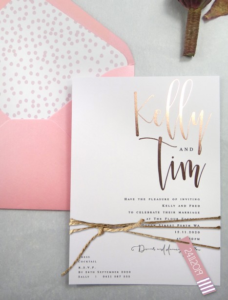 Foil! Quick kiss invitation